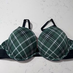 Pink Victoria’s Secret Push up Bra